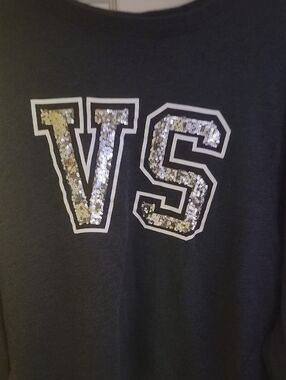 Womwn Sequin 'VS' Graphic Tee - Black with Gold Sequins